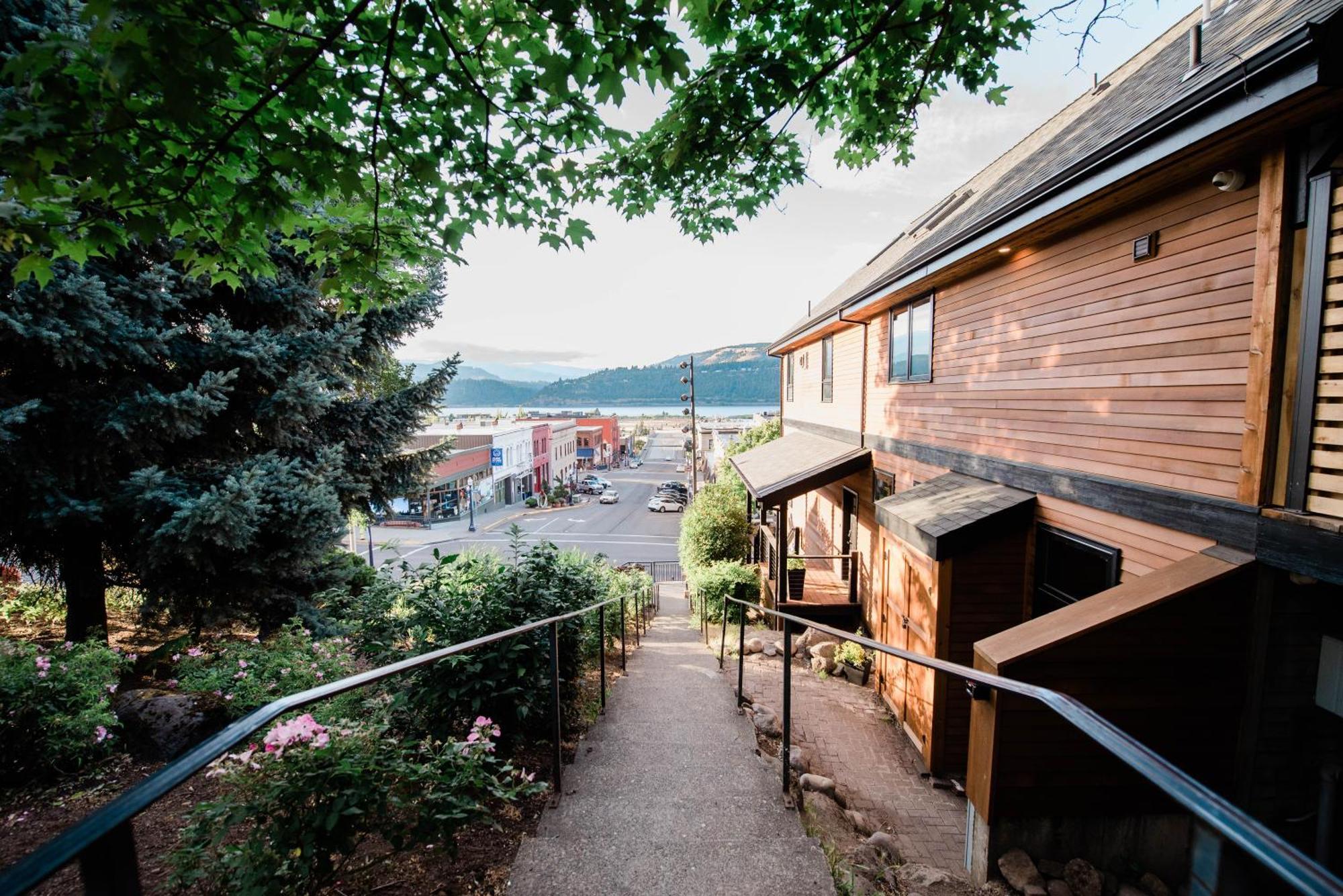 Horsefeathers Hotel Hood River Exterior photo