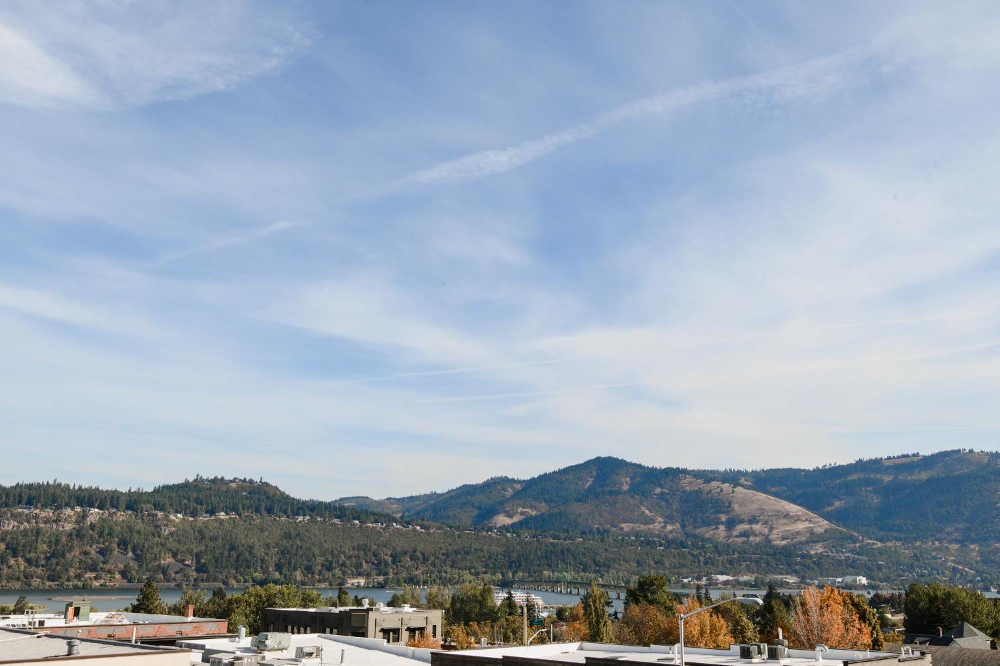 Horsefeathers Hotel Hood River Exterior photo